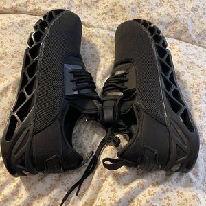 Cloud 1 shoes size 9.5